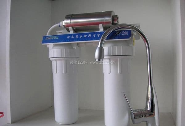 康丽根净水器