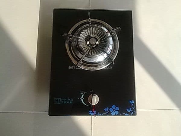 樱花燃气灶