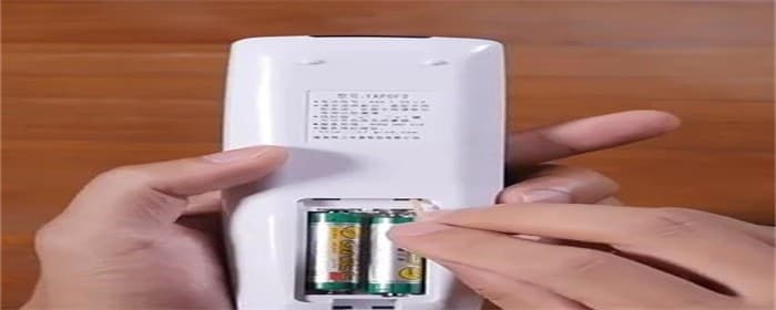 万能空调遥控器不亮是怎么回事图1