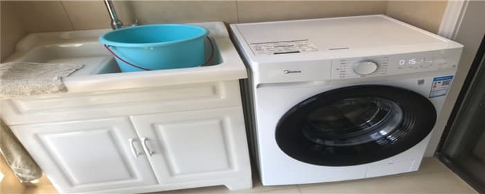 羽绒服可以用洗衣机洗吗