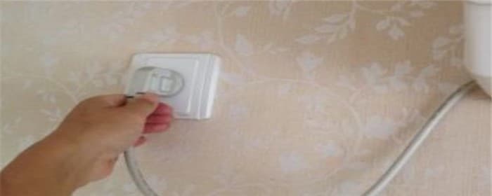 空调内机怎么从墙上取下来