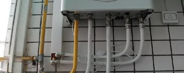壁挂炉水压2.0正常吗