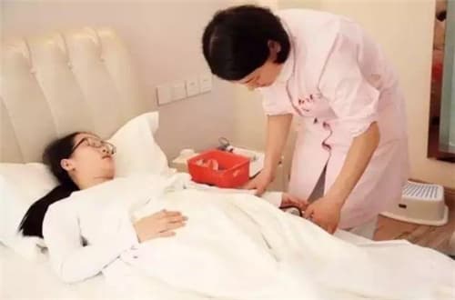 产后一个星期奶水少怎么办