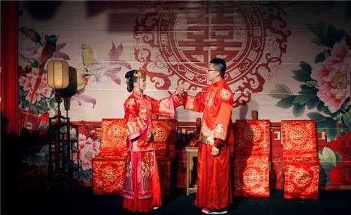 梦见自己嫁人了预示着什么