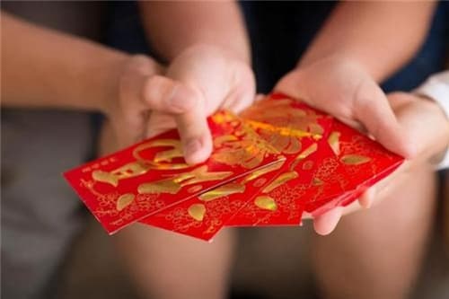 见面礼给2000少不少