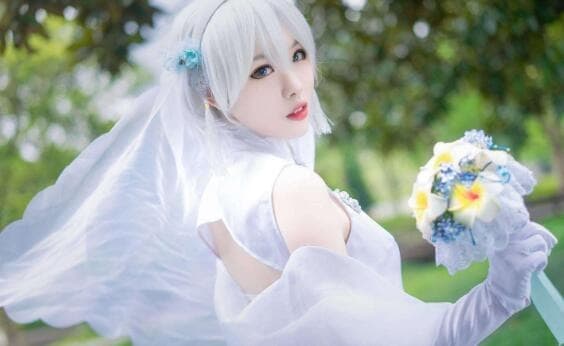 租婚纱1000一天贵么
