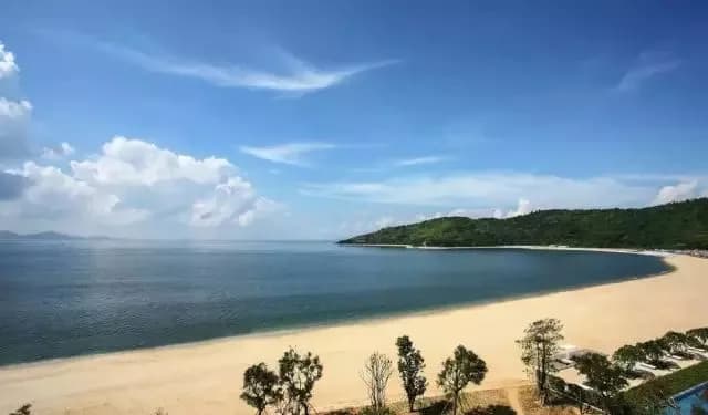 双月湾风景区