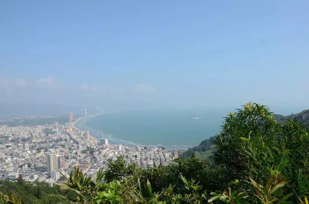 双月湾风景区